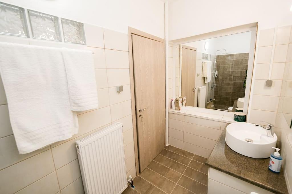 *Magnifique* New House - Full Comfort! Volos Buitenkant foto